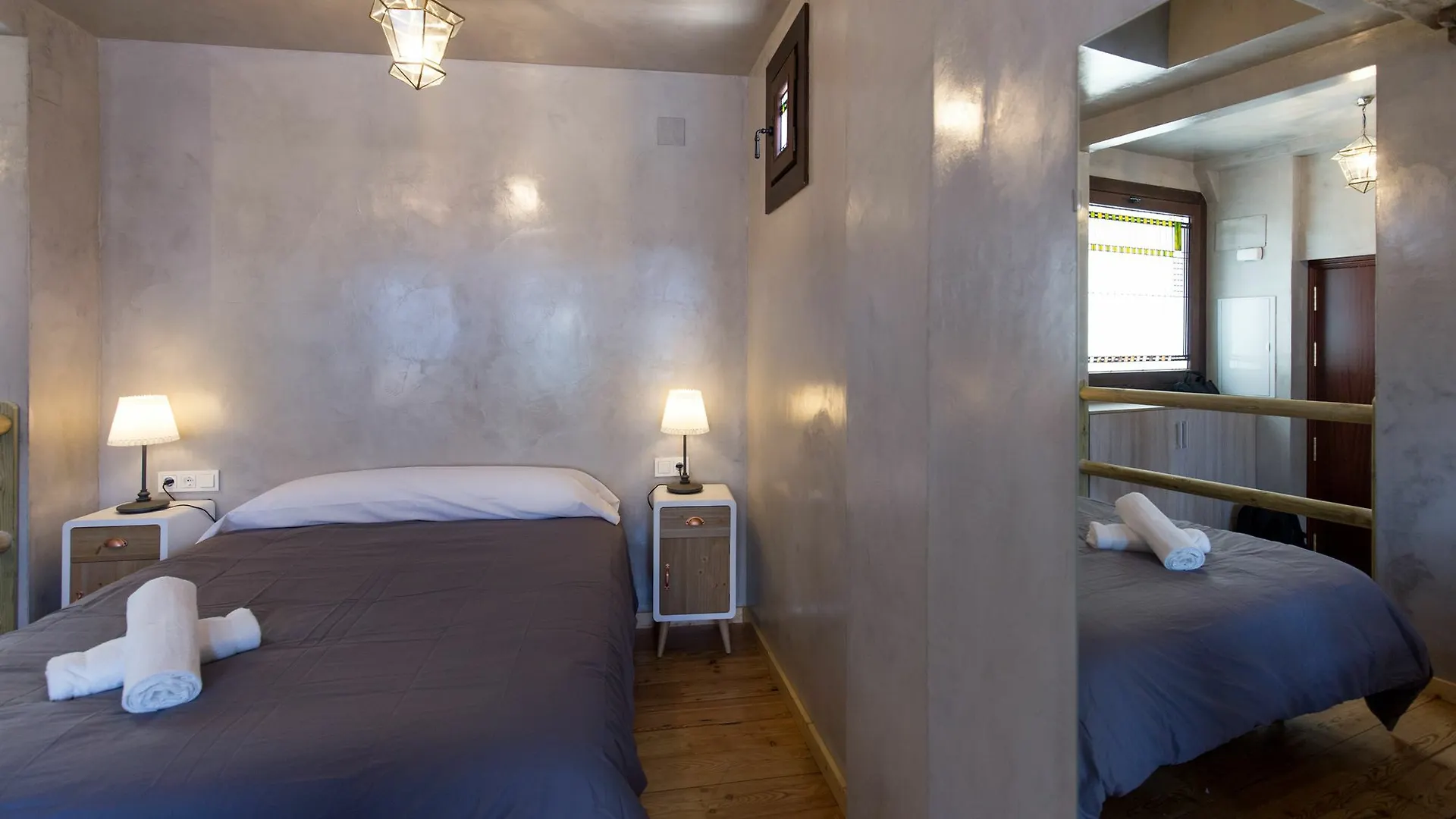 Los Lobos Suites Apartamentos Granada Španělsko