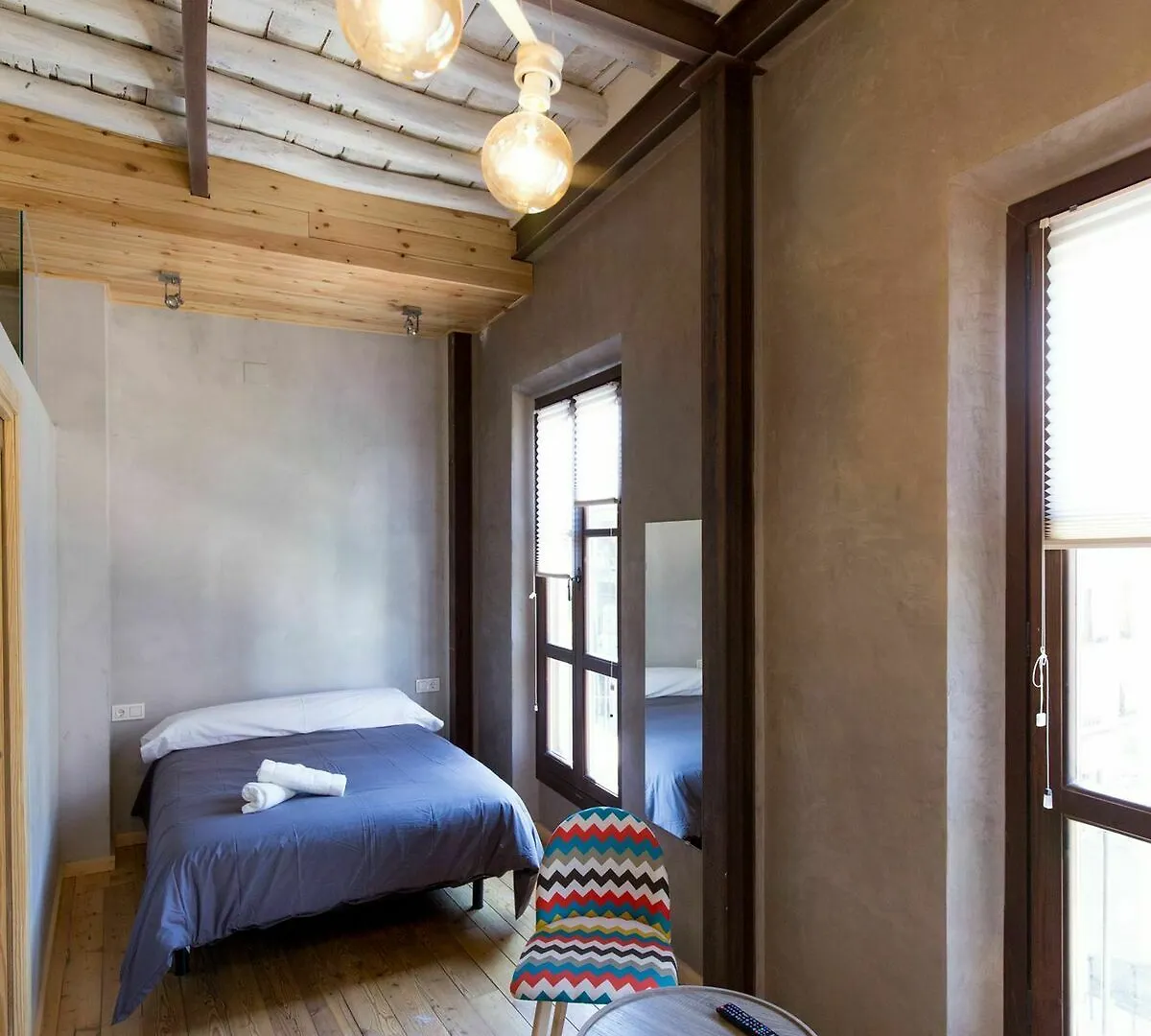 Los Lobos Suites Apartamentos Granada