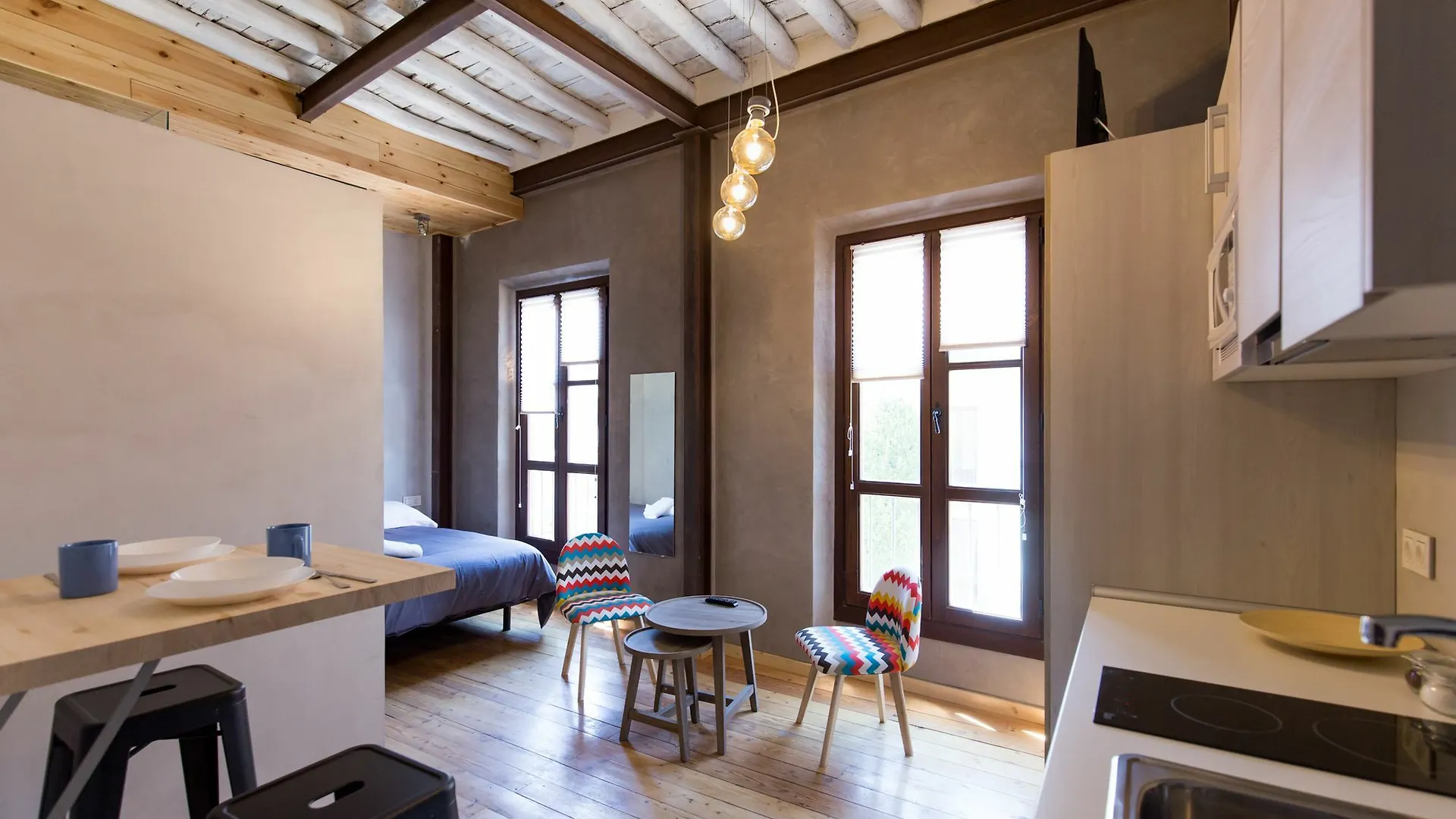 Los Lobos Suites Apartamentos Granada 0*,  Spain