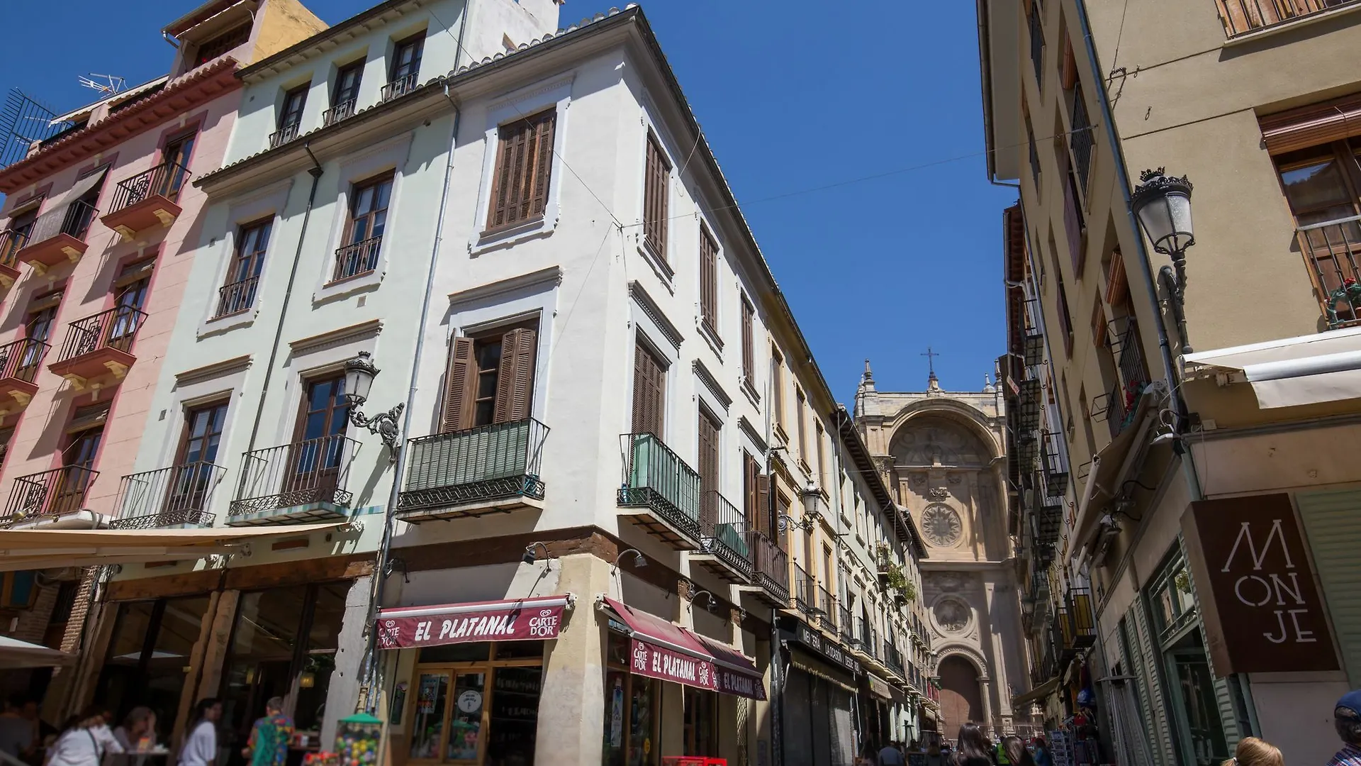 Apartment Los Lobos Suites Apartamentos Granada Spain