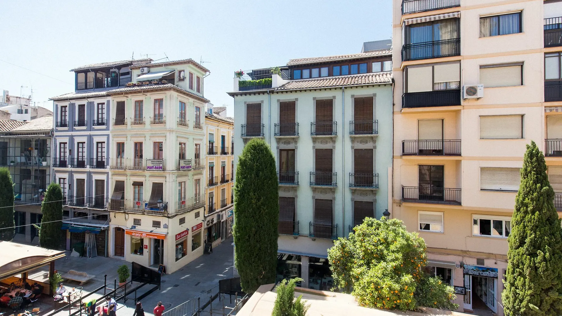 Los Lobos Suites Apartamentos Granada