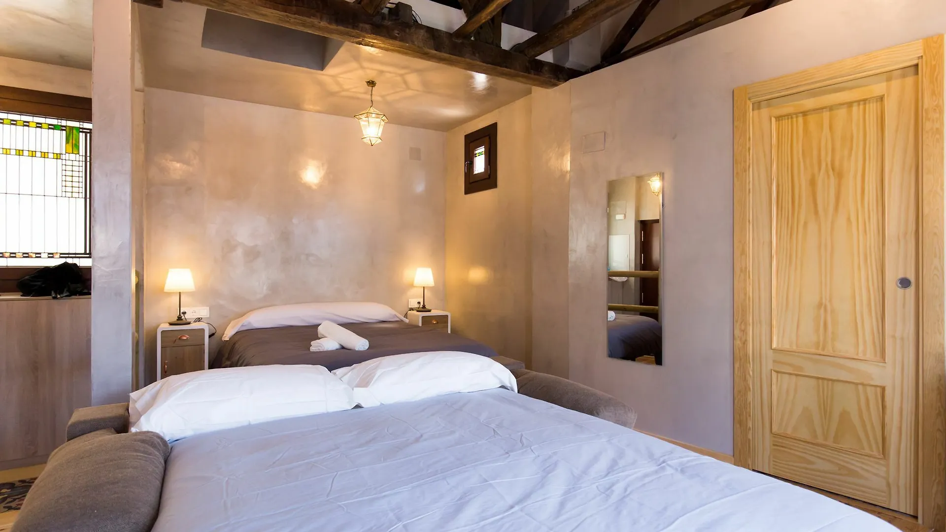 Lägenhet Los Lobos Suites Apartamentos Granada